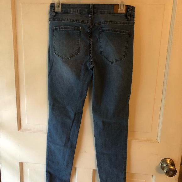 Tahari classic skinny jeans size 4/27 - Picture 2 of 4